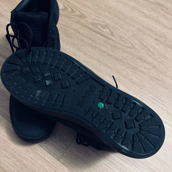 Timberland Boots - Picture 3 of 4